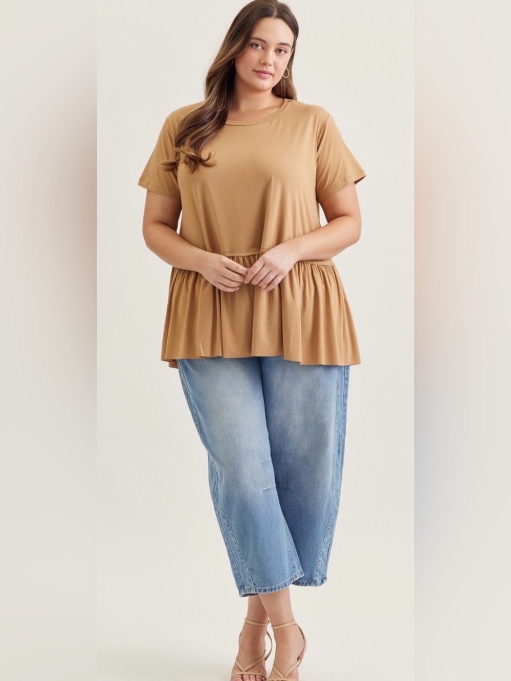 New!Entro Boutique Women's Tan Peplum Short Sleeve Top Size 1X